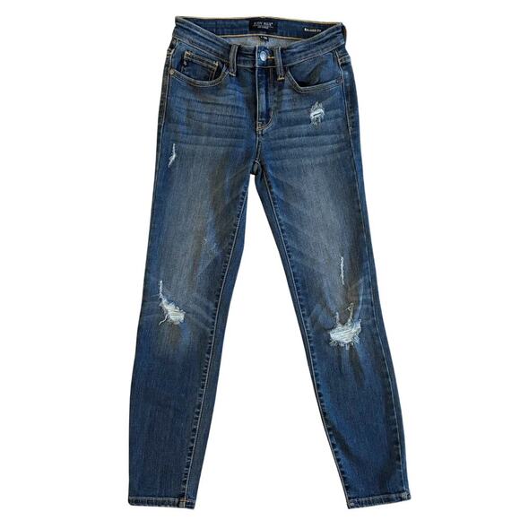 Judy Blue Jeans Women's Size 1 1/25 Blue Denim Relaxed Skinny Distressed 1162 - Picture 1 of 12